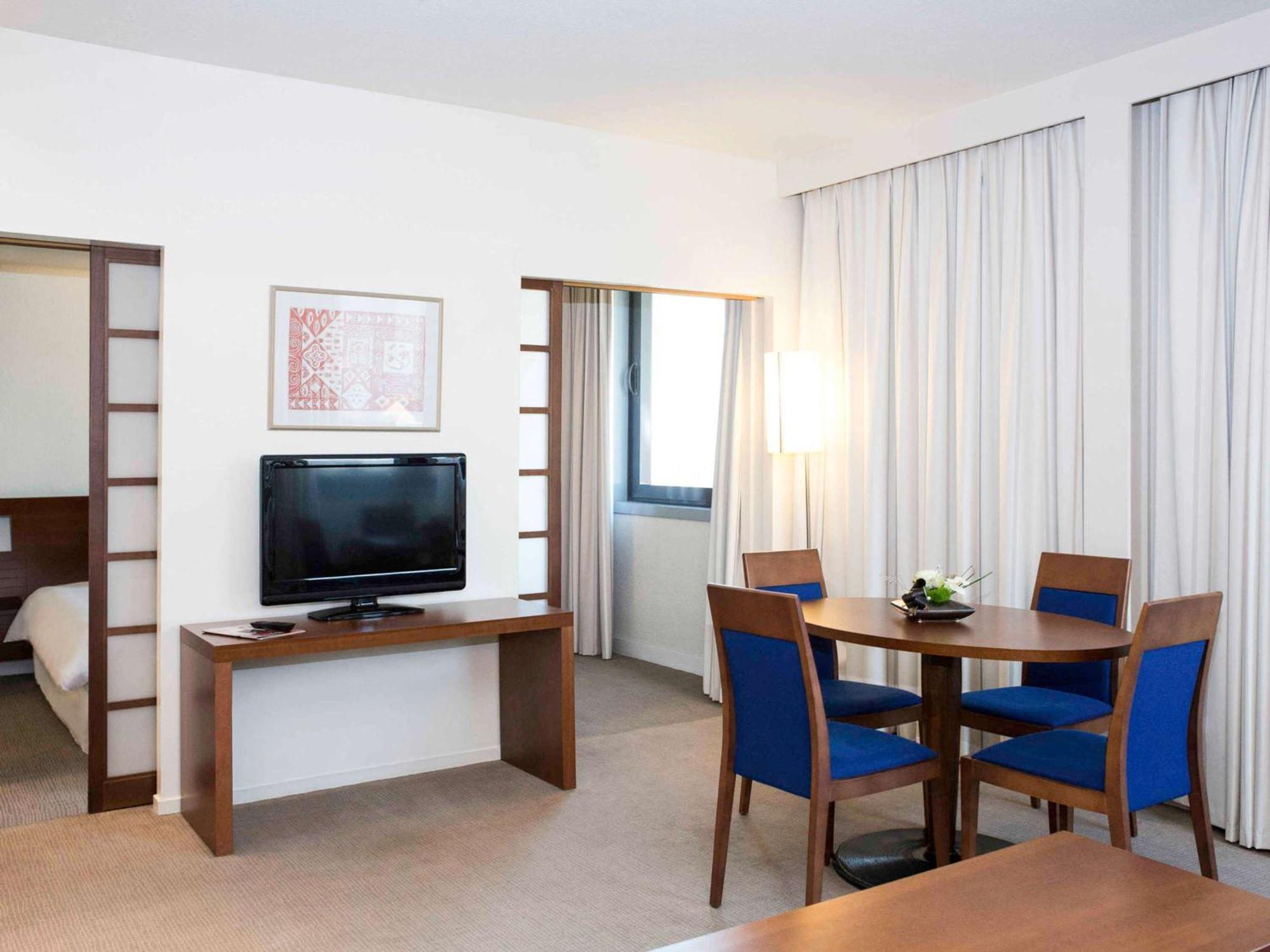 โนโวเทล เกรอนอบล์ ซองทร์ Hotel เกรอน็อบล์ ภายนอก รูปภาพ